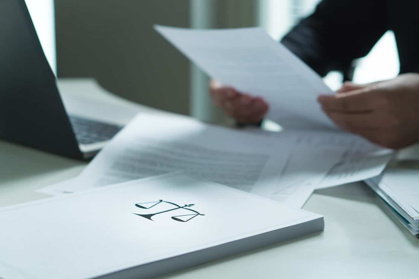 clausulas-ilegales-en-contrato