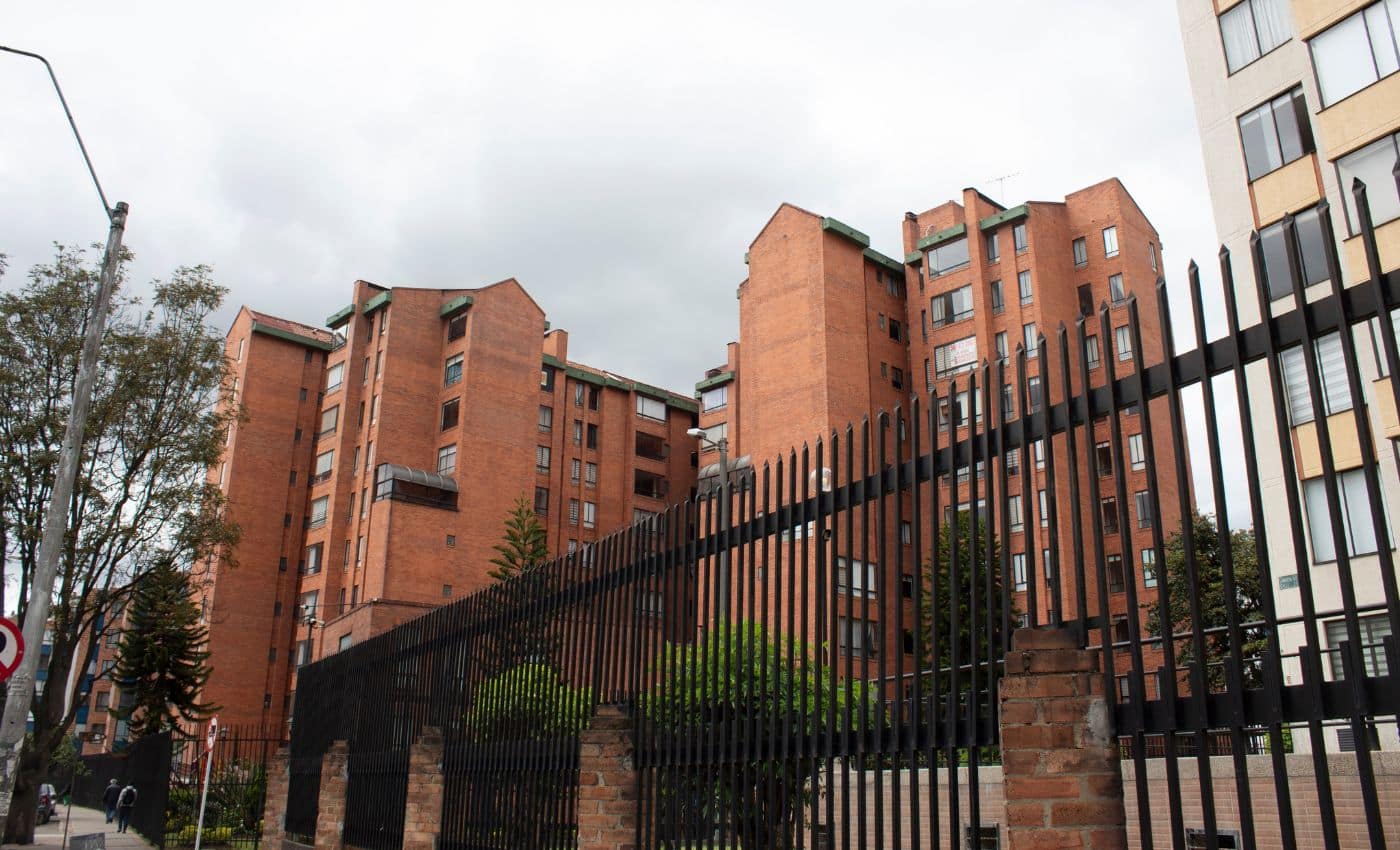 Oferta inmobiliaria en el barrio Normandía, Bogotá