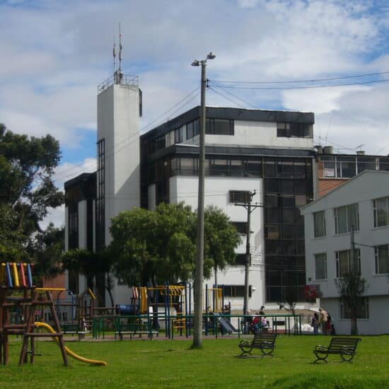 vivir-en-el-barrio-nicolas-de-federman