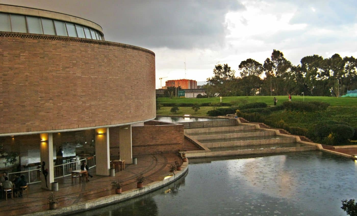 Biblioteca Virgilio Barco