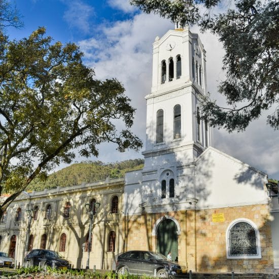 Fotos de iglesia de santa